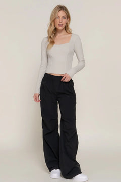 Long slv sweetheart neck seam detail knit top